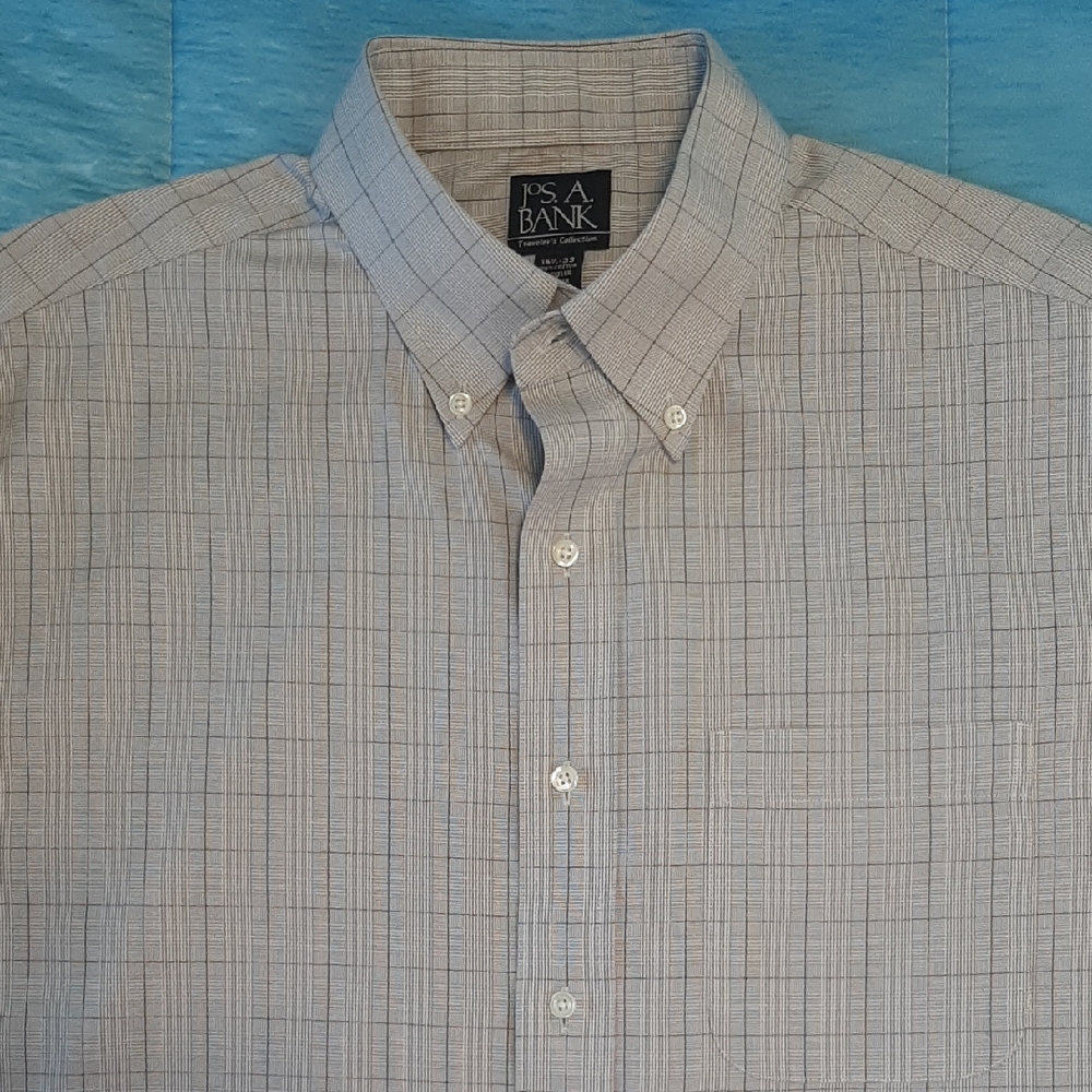 Jos. A. Bank Traveler's Collection Men's 16 1/2 Button Down Long Sleeve Shirt